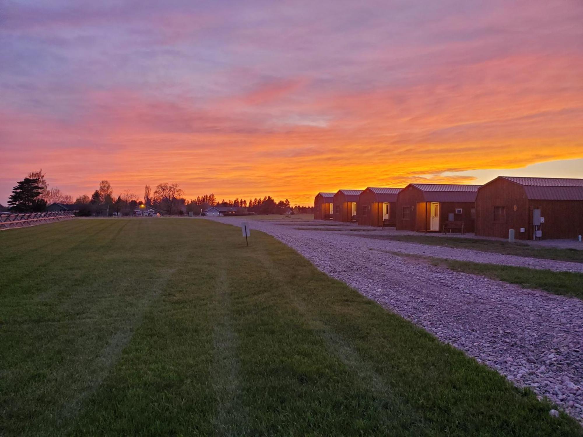 Glacier Acres Guest Ranch Columbia Falls Exteriér fotografie